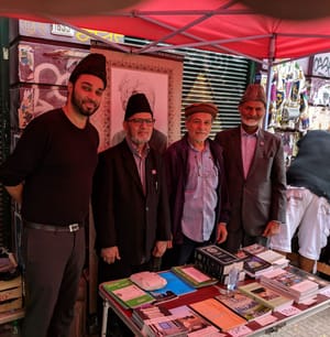 En la feria del Tristan Narvaja con los libros de la comunidad, 2019