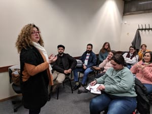 Presentando la comunidad Ahmadía junto con Profesora Susana Mangana, 2019, en la Universidad Católica de Uruguay.